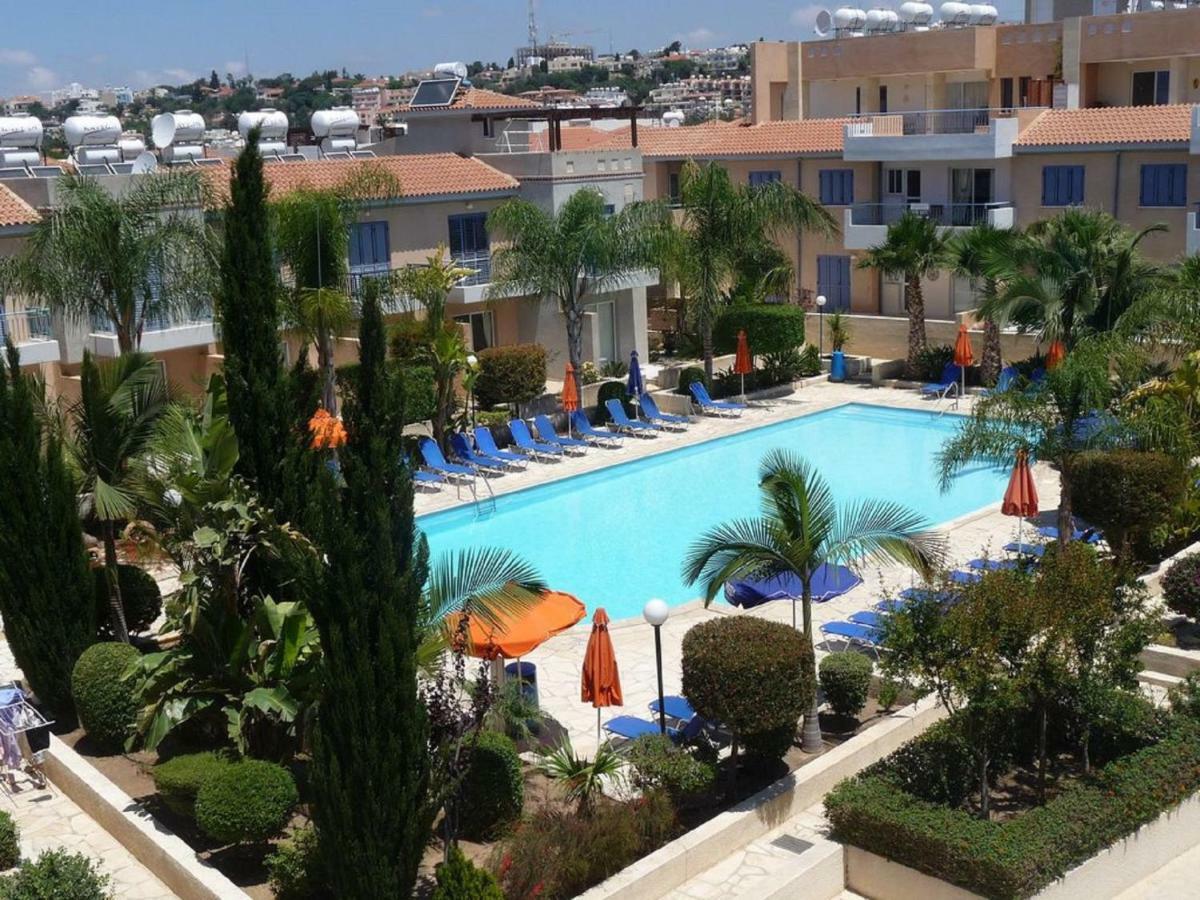فيلا Aurora Townhouse - Complimentary Paphos Airport Transport المظهر الخارجي الصورة