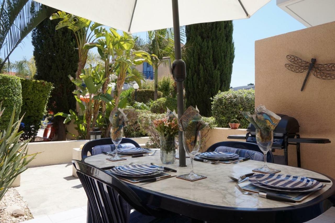 فيلا Aurora Townhouse - Complimentary Paphos Airport Transport المظهر الخارجي الصورة