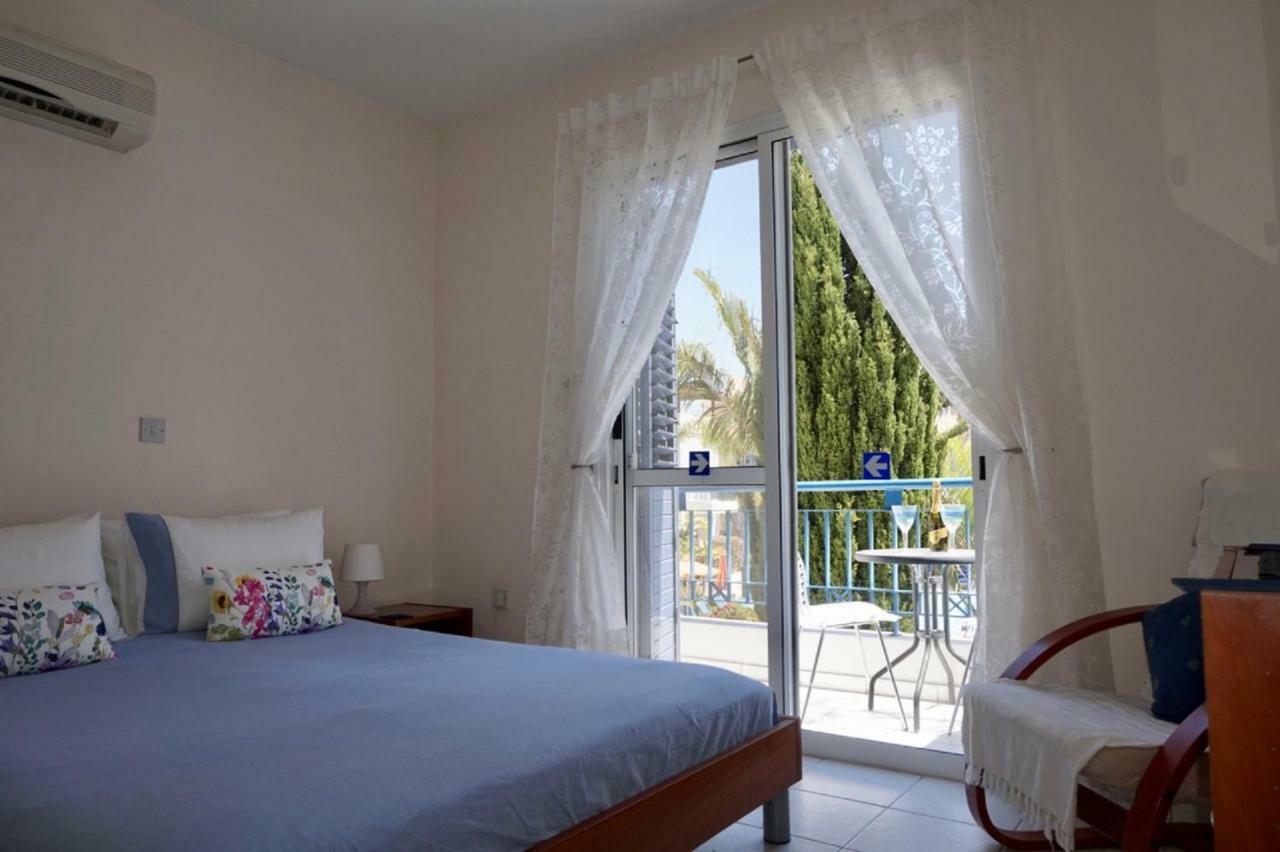 فيلا Aurora Townhouse - Complimentary Paphos Airport Transport المظهر الخارجي الصورة