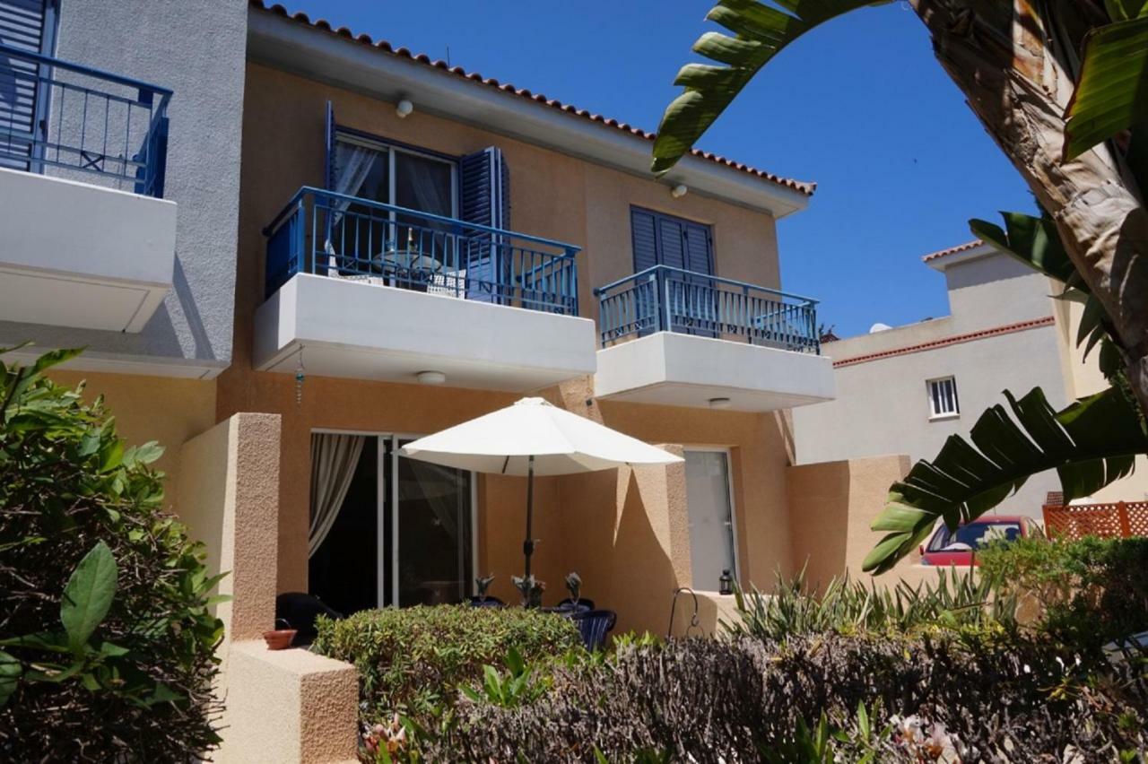 فيلا Aurora Townhouse - Complimentary Paphos Airport Transport المظهر الخارجي الصورة
